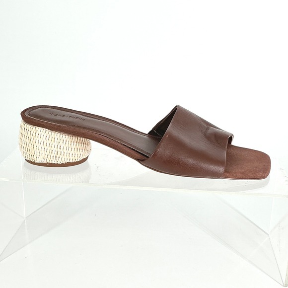 Nordstrom Shoes - Nordstrom Size 9.5 Brown Leather  Woven Raffia Block Heel Sandals Winona